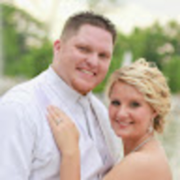 Meet your Posher, Courtney - Picture 1 of 1